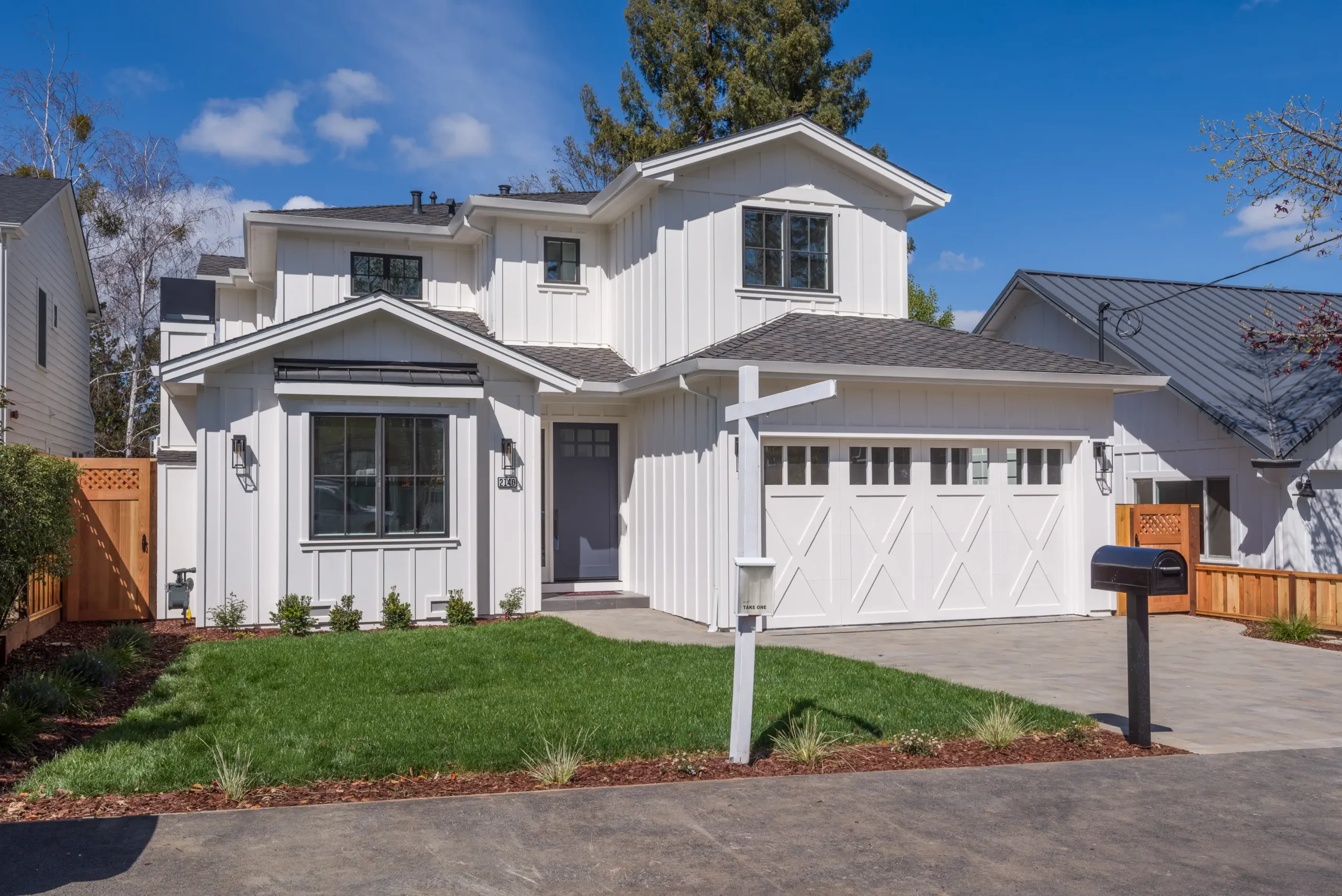 Mills Ave front yard upgrade Build Home Construction Inc